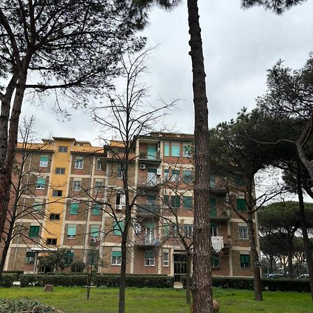 Appartamento locato con finalità turistiche Ostia Exterior foto